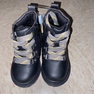 Children's Black Boots with Yellow Laces
